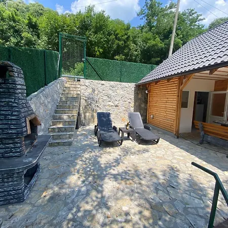 Apartament Kuca Na Jezeru Domavija